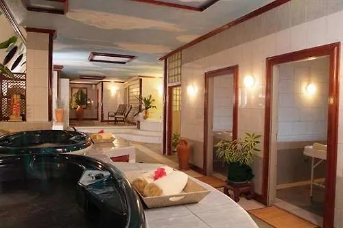 Le Grand Courlan Spa Resort Adults Only Black Rock 3*,