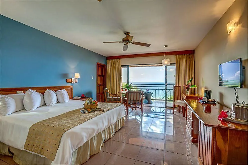 Le Grand Courlan Spa Resort Adults Only Black Rock
